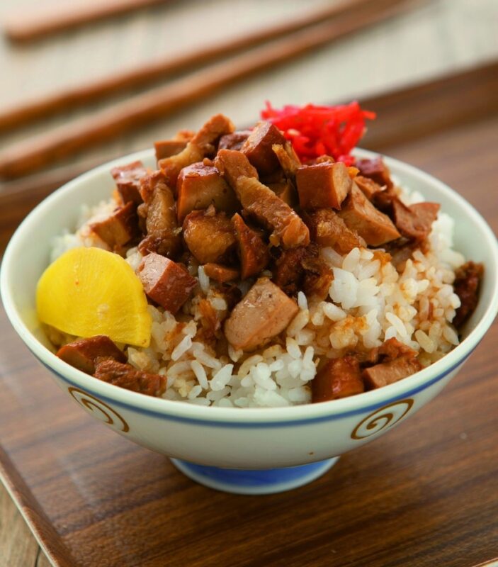 Read more about the article 【滷肉飯】久違台灣的味道 您們還有對滷肉飯印象嗎?